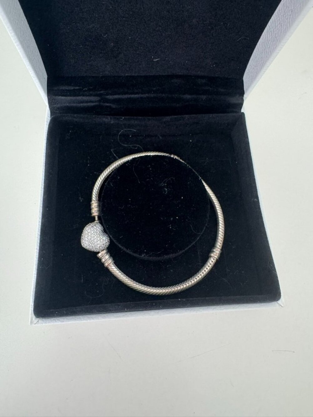 Pandora Moments Pavé Heart & Snake Chain Bracelet - Picture 3 of 3